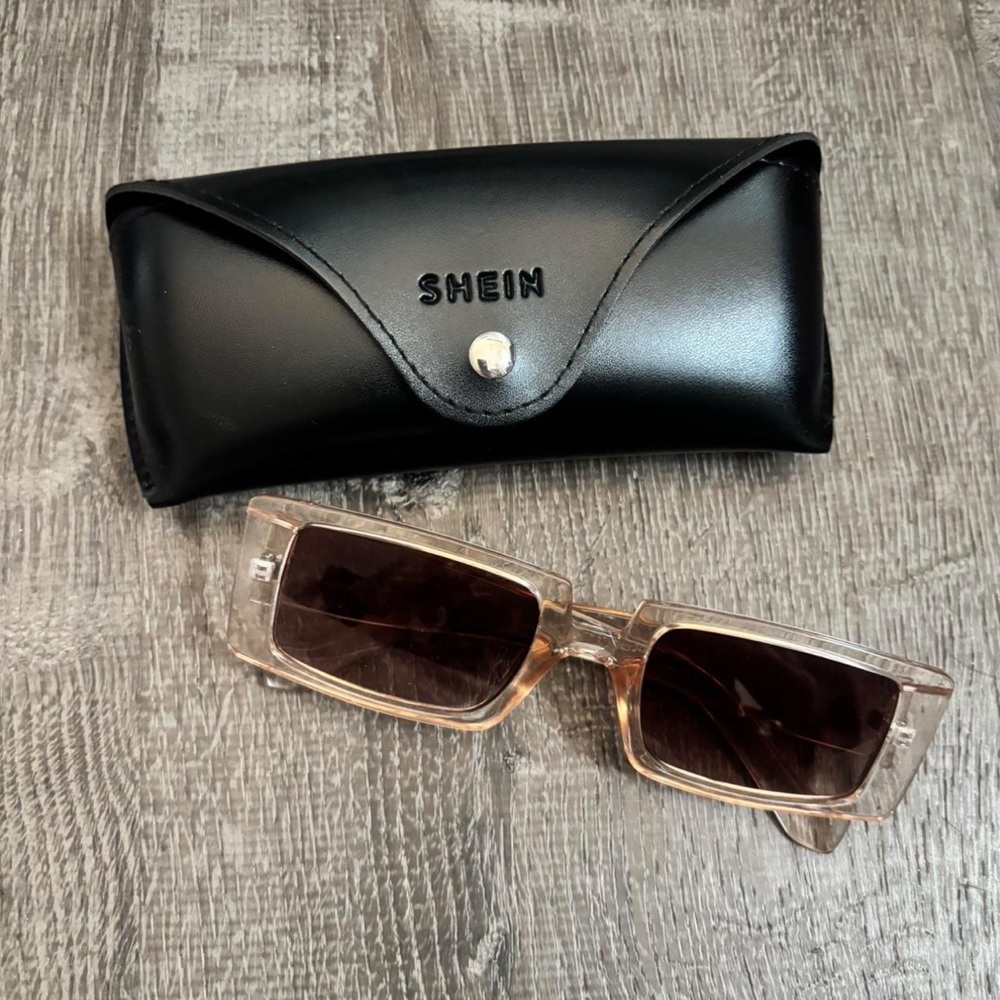 SUNGLASSES